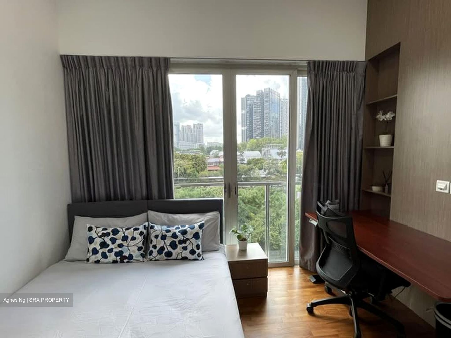 West Coast Drive (D5), Terrace #575288291